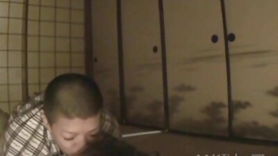 geiles junges Paar wird vor der Webcam ungezogen tube reife frauen